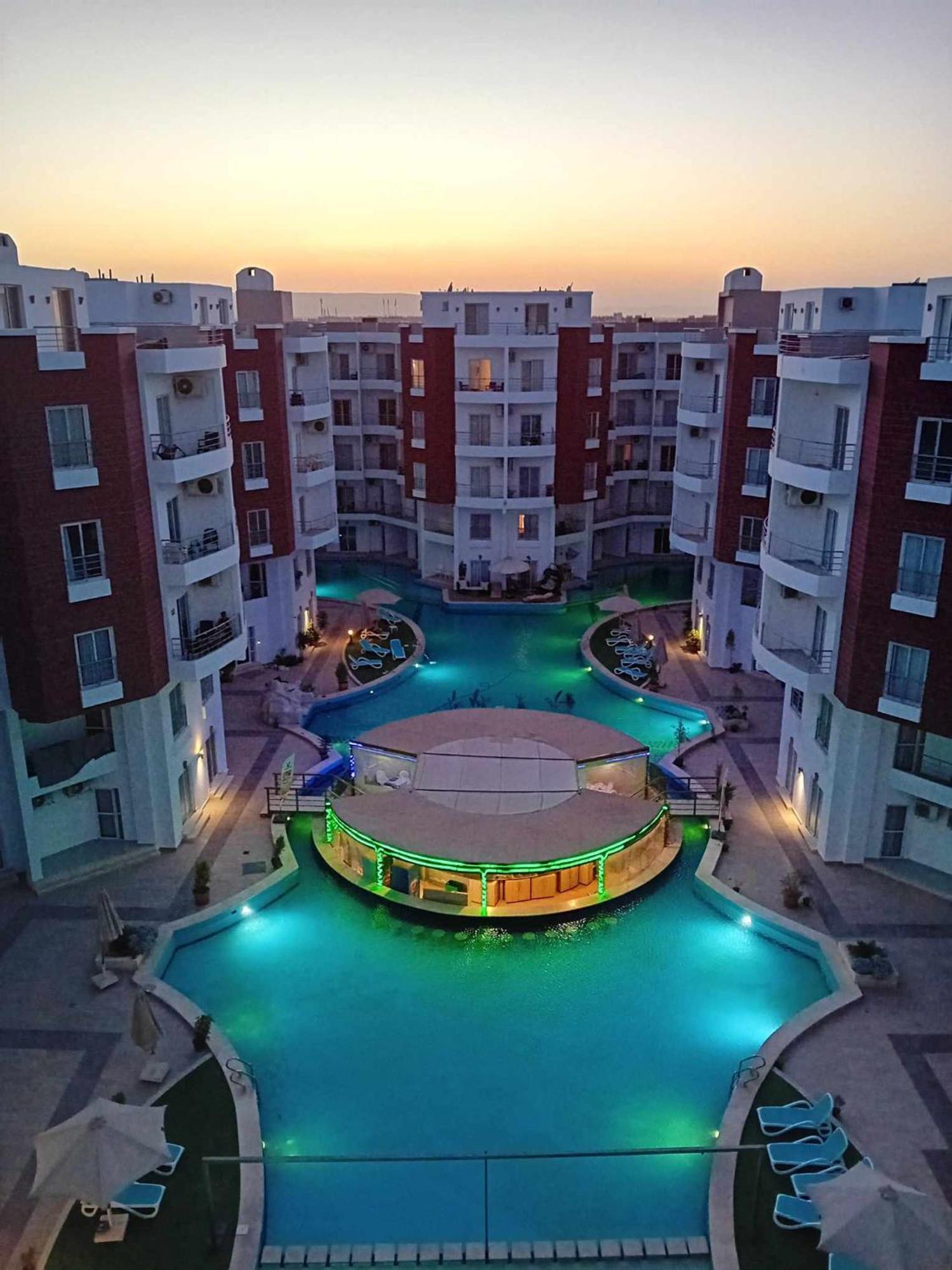 Aqua Tropical Resort, El Guana 15,alahyaa Aparthotel
